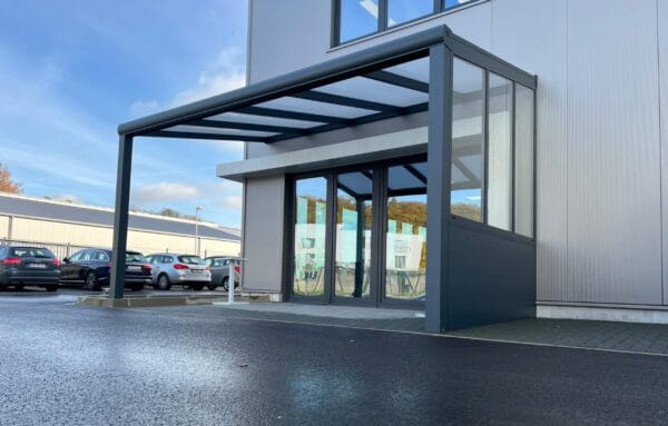 Terrassenüberdachung mit Polyopaldach | Pultdach